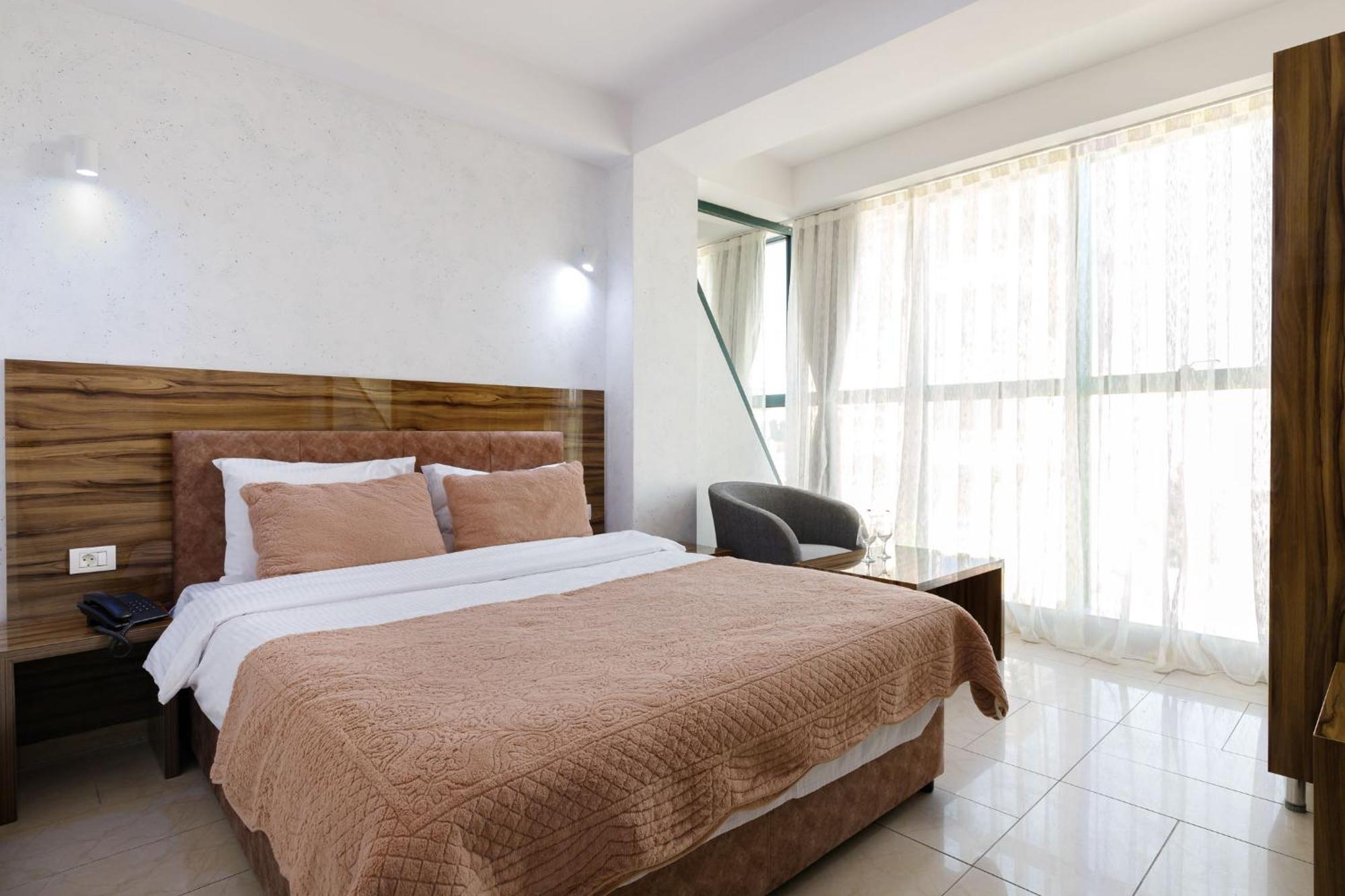 Green Center Gili غوستيفار المظهر الخارجي الصورة